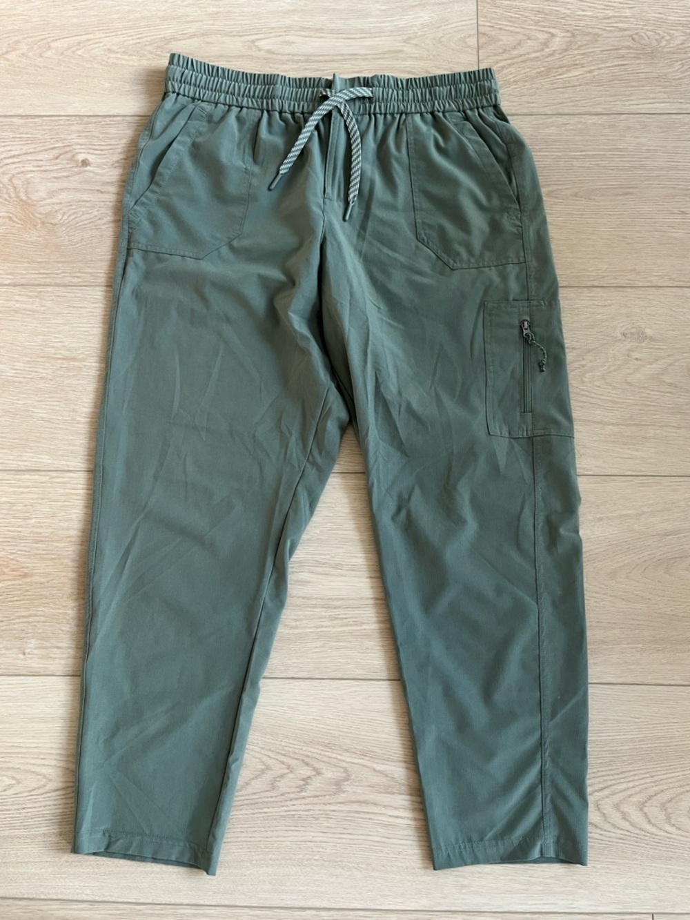 Women’s Green Active Pants